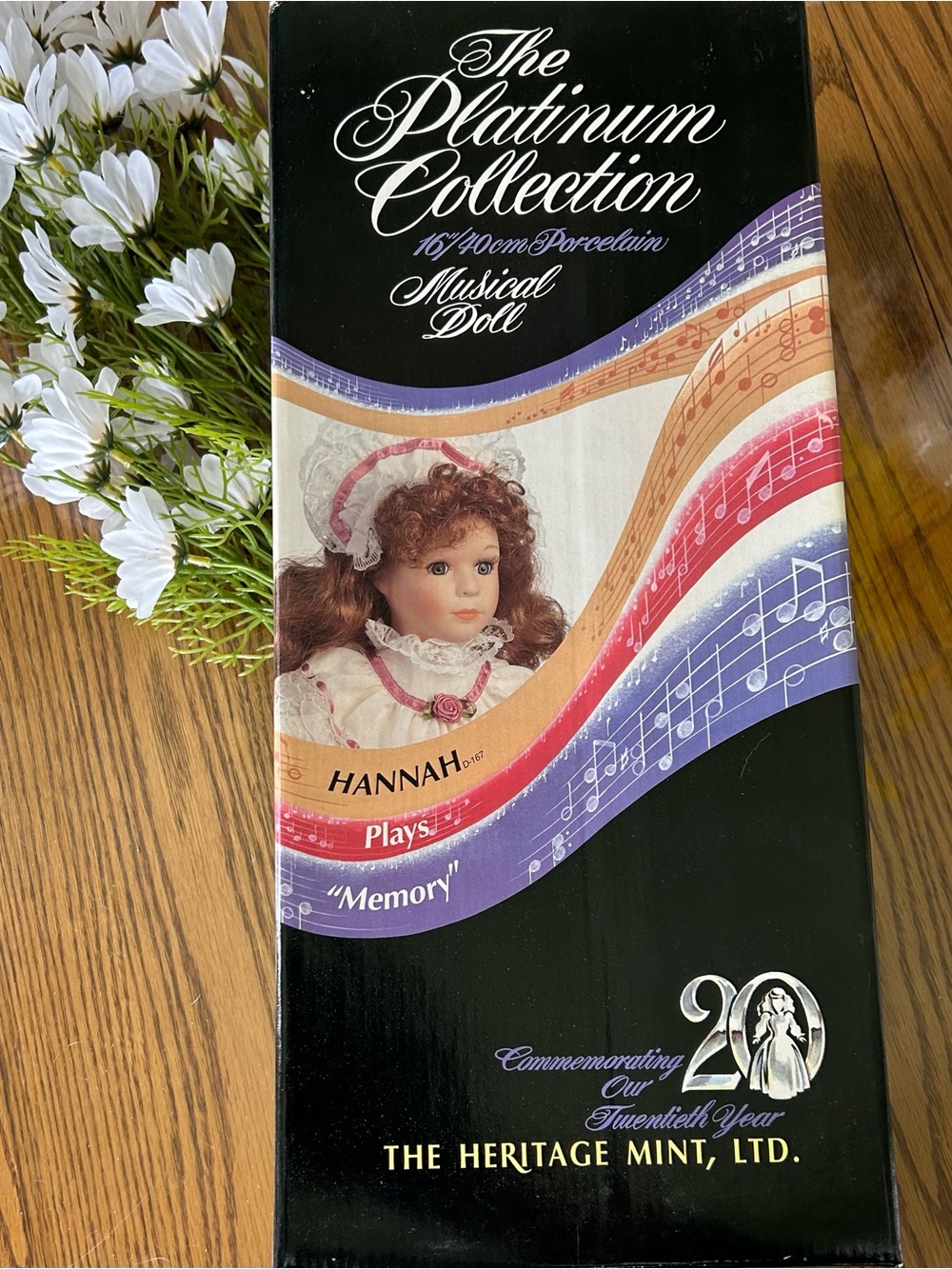 Set of two Musical Dolls